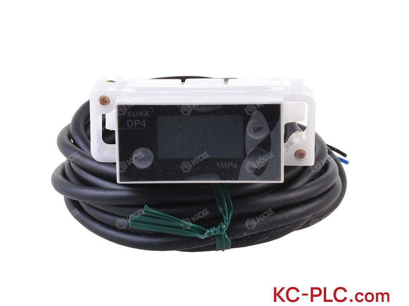 SUNX<br/>DP4-52P