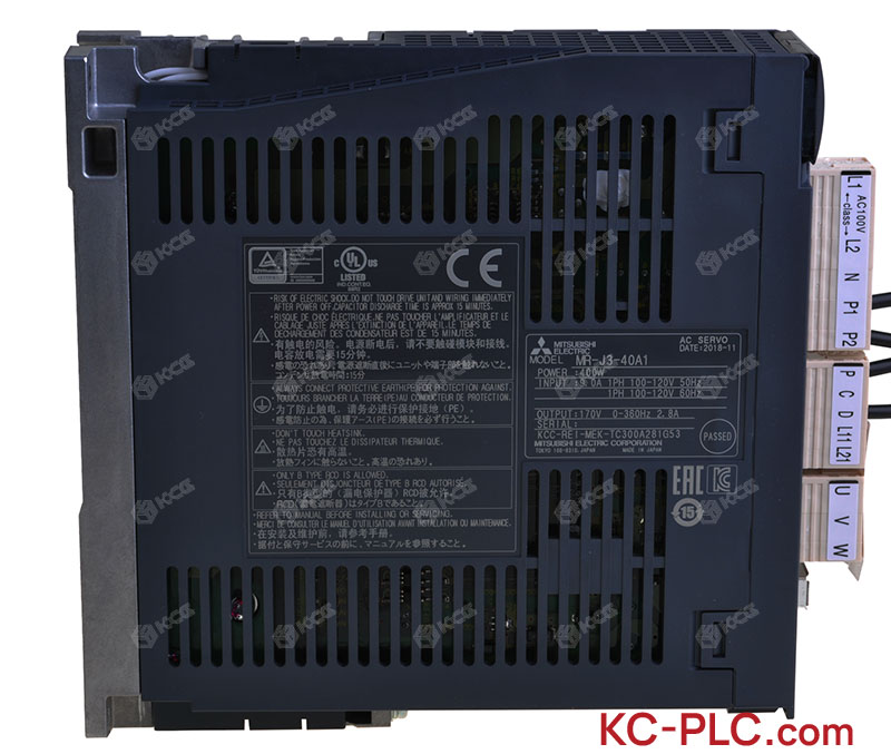 MR-J3-40A1 (2)